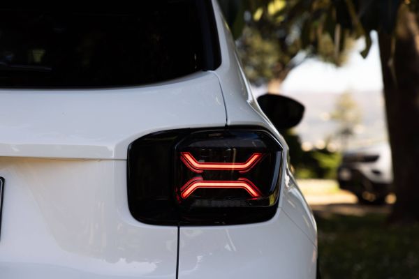 JeepAvenger4xe_Details (1).jpg